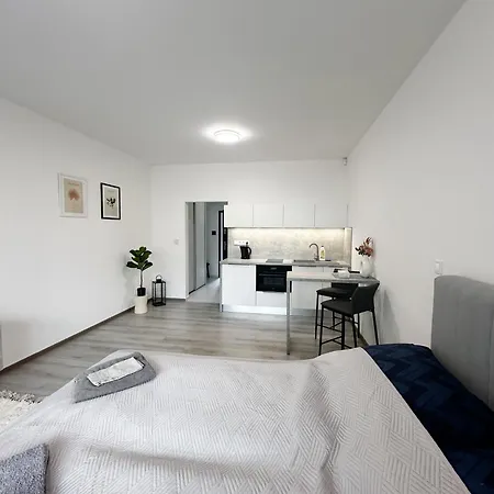 Apartamento Dmr Parkview